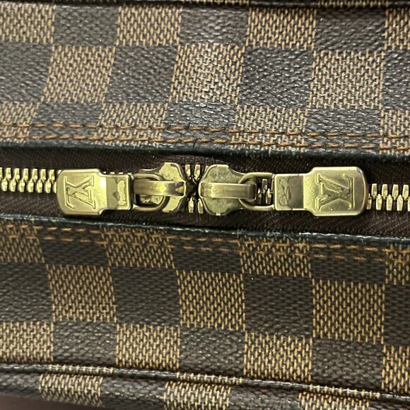 Louis Vuitton Damier Ebene Naviglio Messenger + Dust Bag - Picture 13 of 16